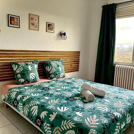 3 Proche Centre Apartmán